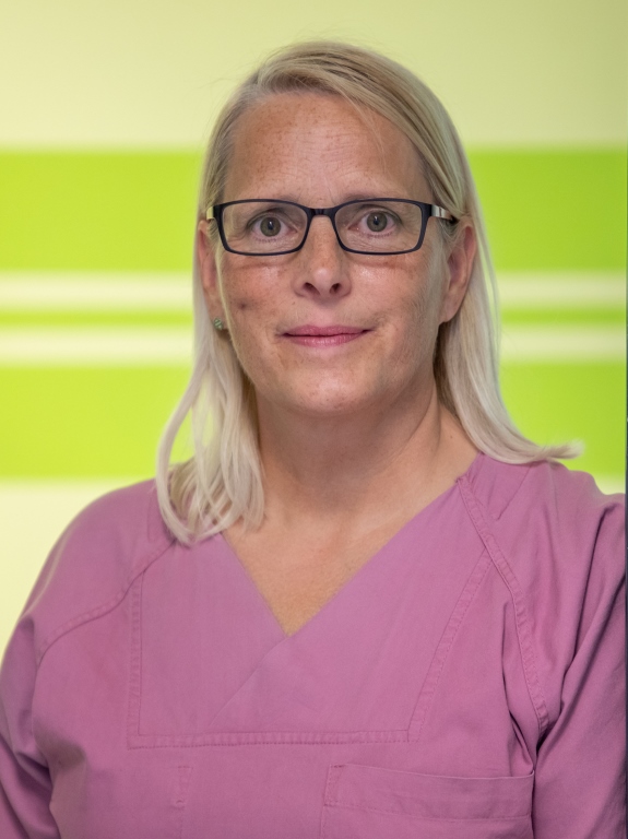 Jacqueline Schneider